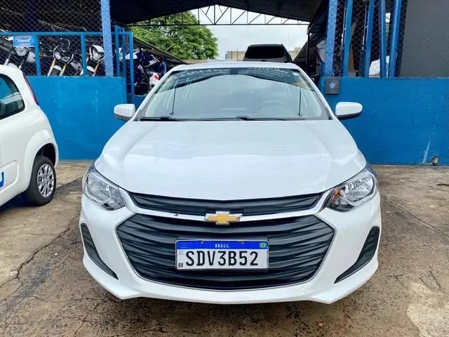 Carro Chevrolet Onix 2023 LT 1.0