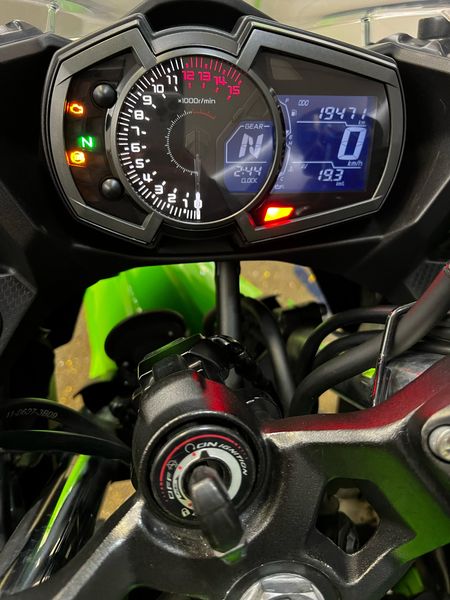 Ninja 400