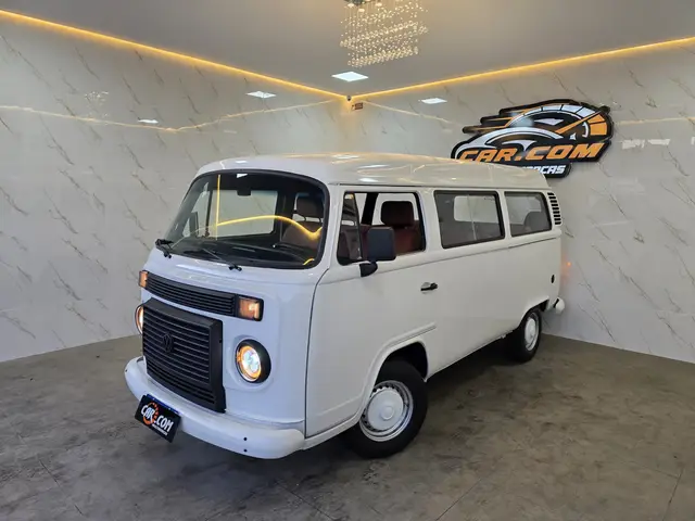 Carro Volkswagen Kombi Furgão 2009 1.4 (Flex)