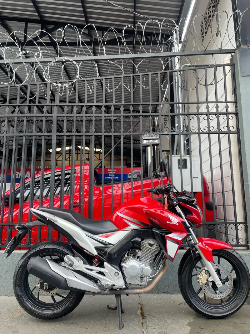 Honda CB 250F Twister Standard