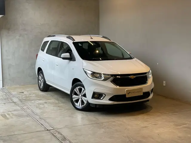 Carro Chevrolet Spin 2023 Premier 1.8 (Aut.)