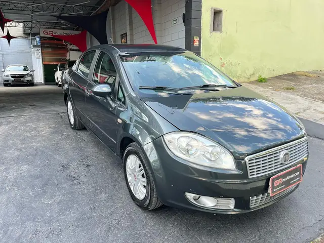 Carro Fiat Linea 2011 HLX 1.8 16V Dualogic (Flex)