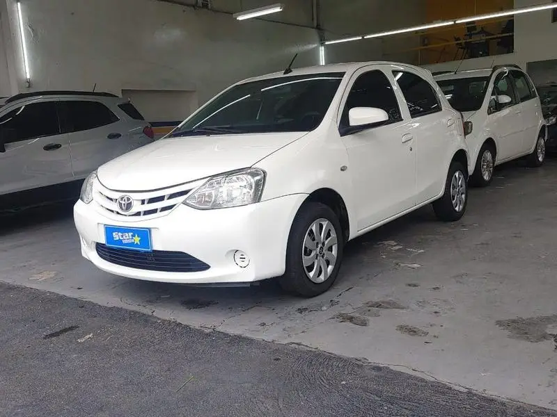 Toyota Etios X 1.3 (Flex)
