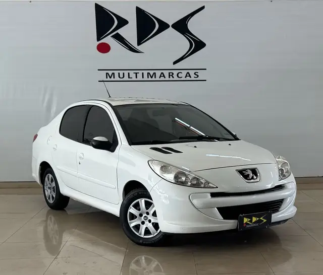 Carro Peugeot 207 2014 Hatch Active 1.4 (Flex)