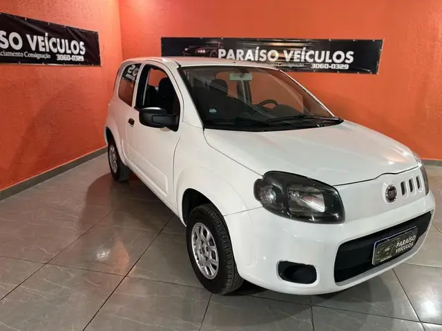 Carro Fiat Uno 2016 Vivace 1.0 8V (Flex) 2p
