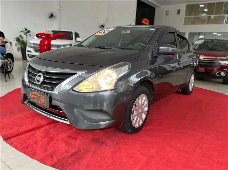Nissan Versa 1.0 12V (Flex)