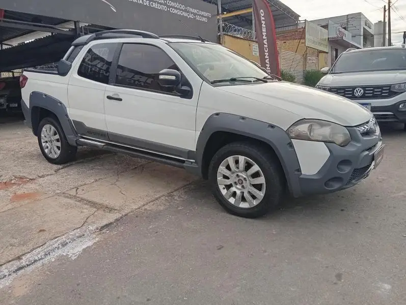Fiat Strada Adventure Ext. 1.8  Dual. Flex CD