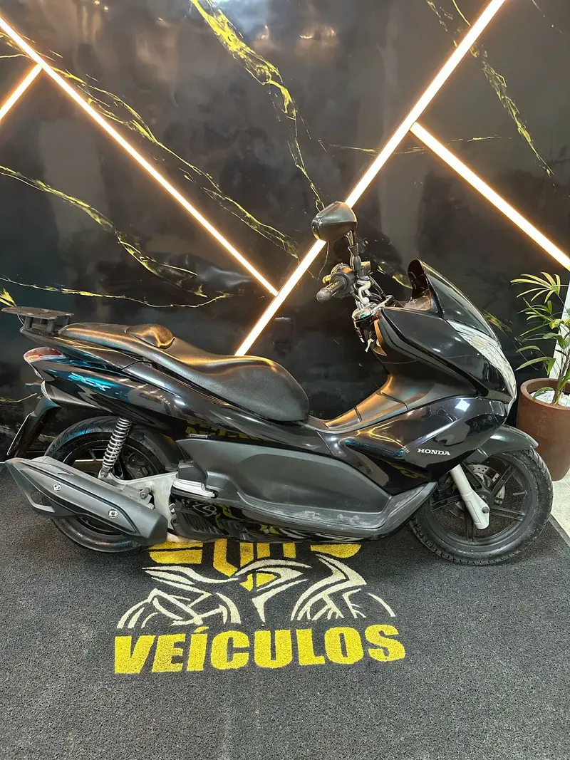 Honda PCX 150 DLX