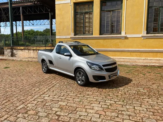 Carro Chevrolet Montana 2016 Sport 1.4 (Flex)