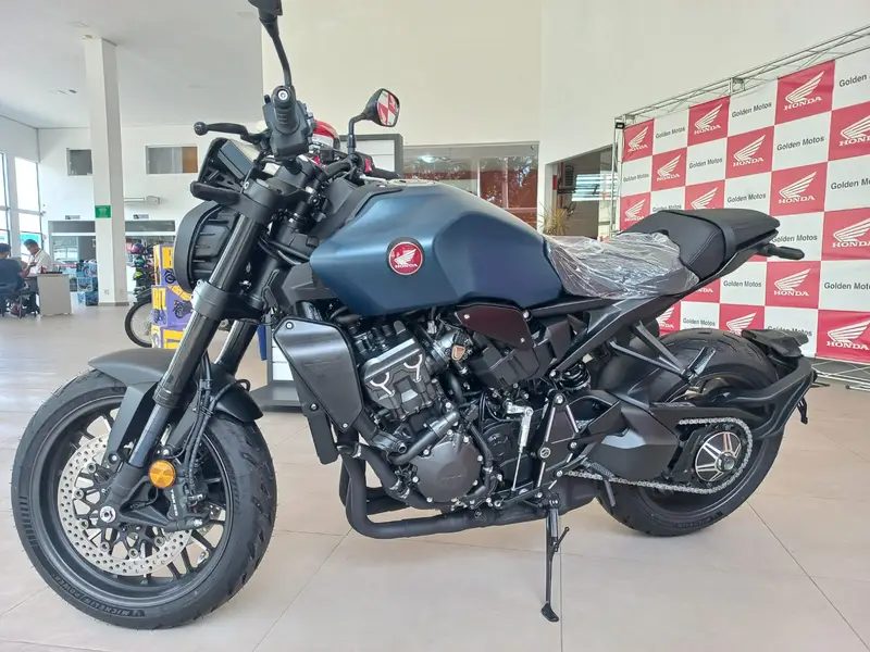 Honda CB 1000R Black Edition