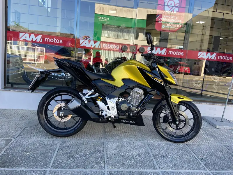 Honda CB 300F Twister (ABS)