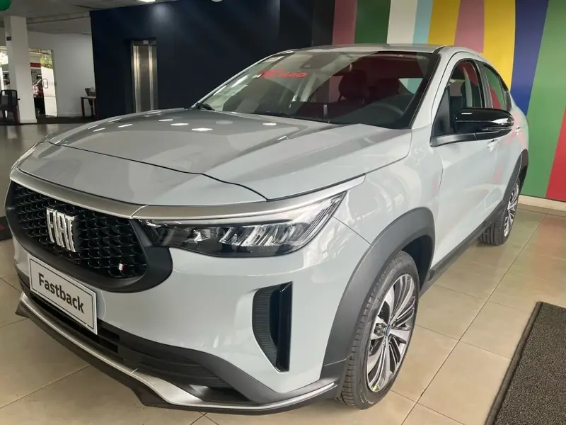 Fiat Fastback Audace T200 Hybrid