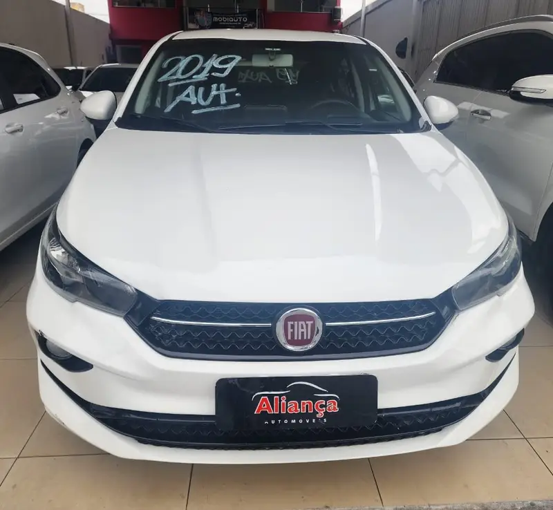 Fiat Cronos 1.3 Drive Firefly GSR (Flex)