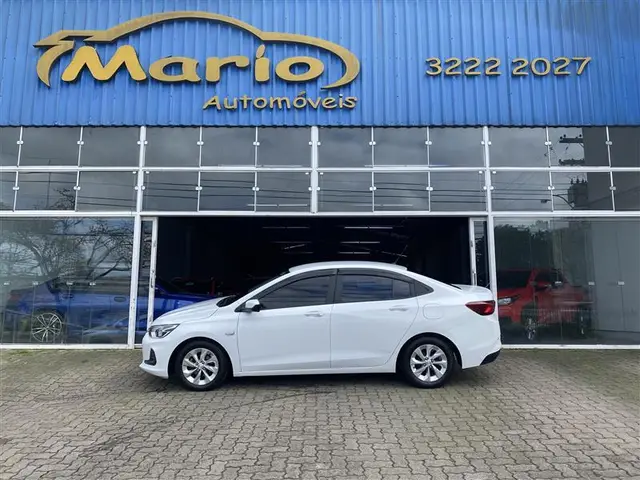 Carro Chevrolet Onix Plus 2022 1.0 LT (Flex)