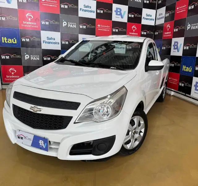 Carro Chevrolet Montana 2018 LS 1.4 (Flex)