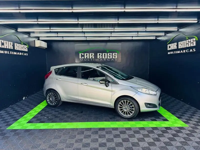 Ford Fiesta Hatch Titanium Powershift 1.6 (Flex)