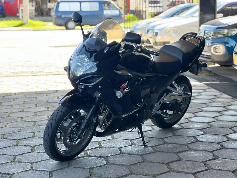Suzuki GSX 1250FA