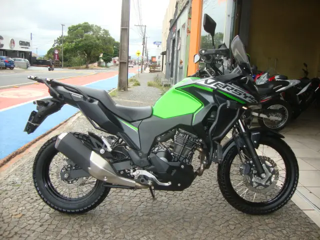 Carro Kawasaki Versys 2023 -X 300 (ABS)