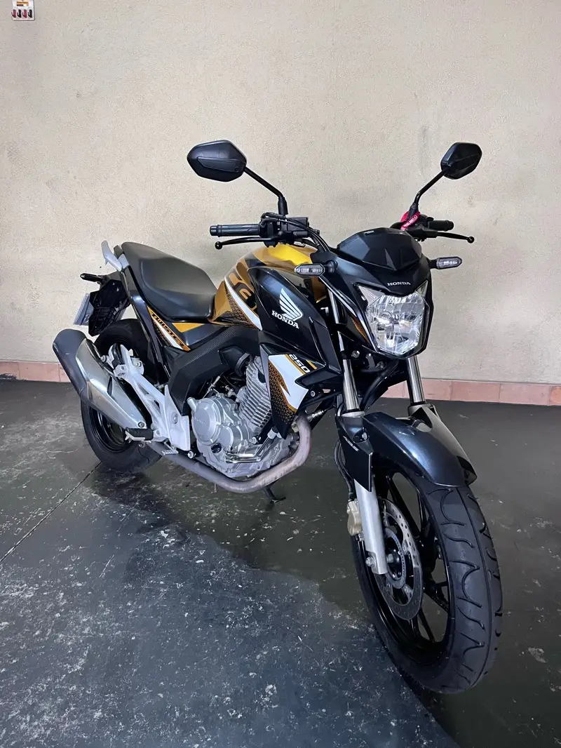 Honda CB 250F Twister (ABS)