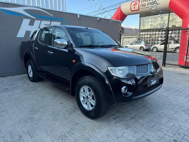 Carro Mitsubishi L200 Triton Sport 2011 L 200 Triton HPE 4x4 3.2 (cab. dupla)