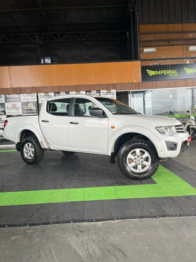 Carro Mitsubishi L200 Triton Sport 2016 HLS 2.4 (Flex)
