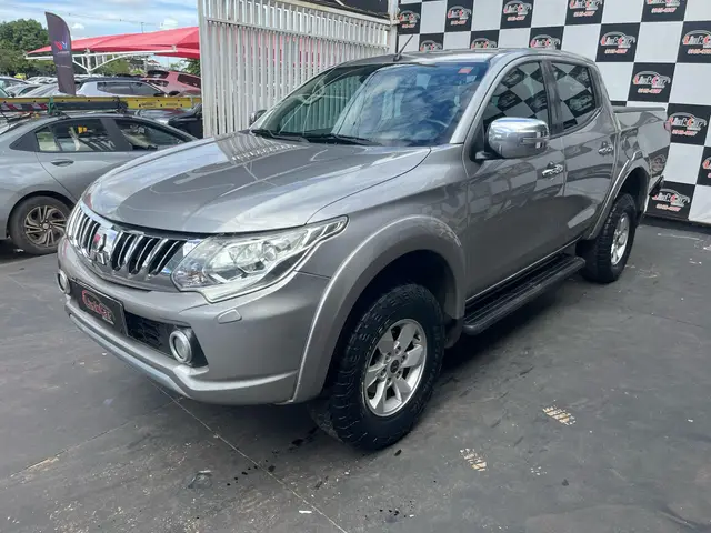 Carro Mitsubishi L200 Triton Sport 2018 Sport 2.4 DID-H HPE 4WD (Aut)