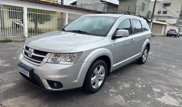 Carro Fiat Freemont 2013 2.4 16V Emotion (Aut)