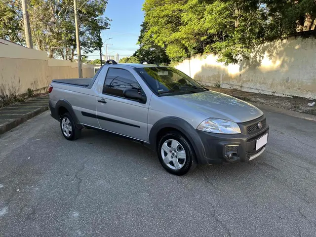 Carro Fiat Strada 2014 Working 1.4 (Flex) (Cabine Estendida)