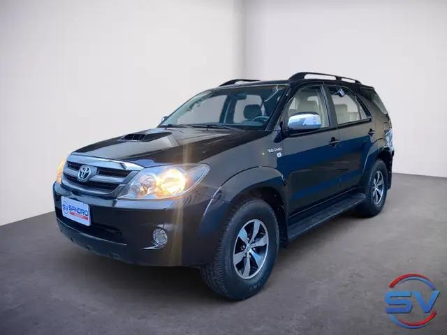 Carro Toyota Hilux SW4 2006 SRV 4x4 3.0 Turbo  (aut)
