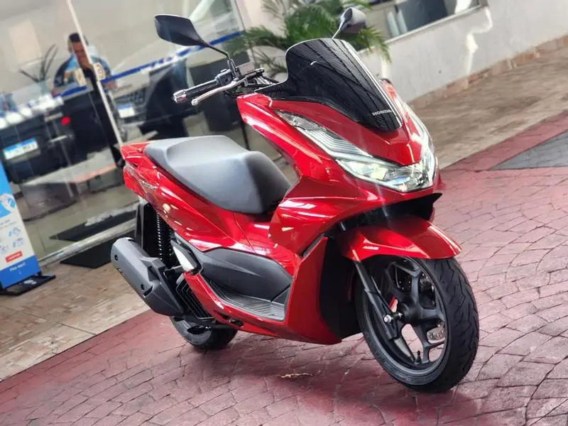 Honda PCX 160 DLX ABS