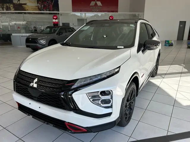 Carro Mitsubishi Eclipse Cross 2026 HPE Black