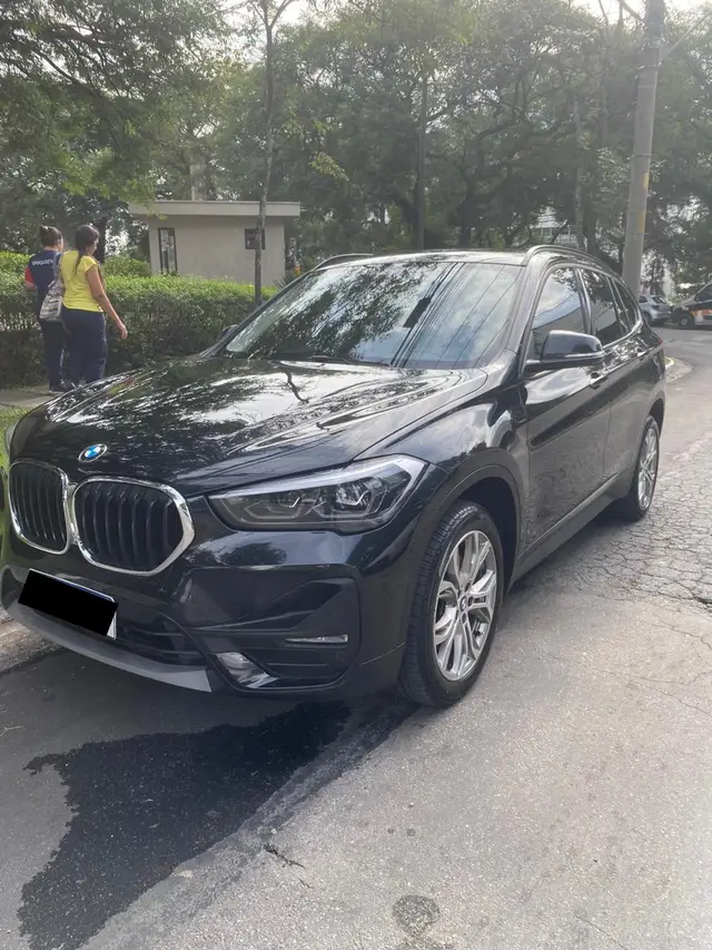 Carro BMW X1 2022 sDrive20i 2.0 Turbo (Aut.)