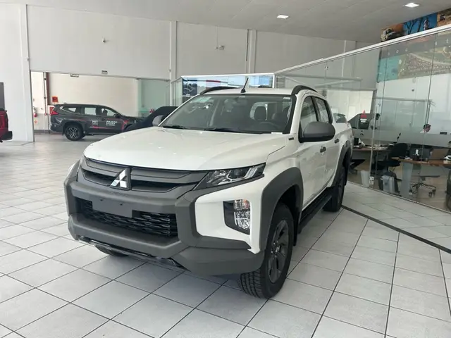 Carro Mitsubishi L200 Triton Sport 2025 Outdoor GLS 2.4