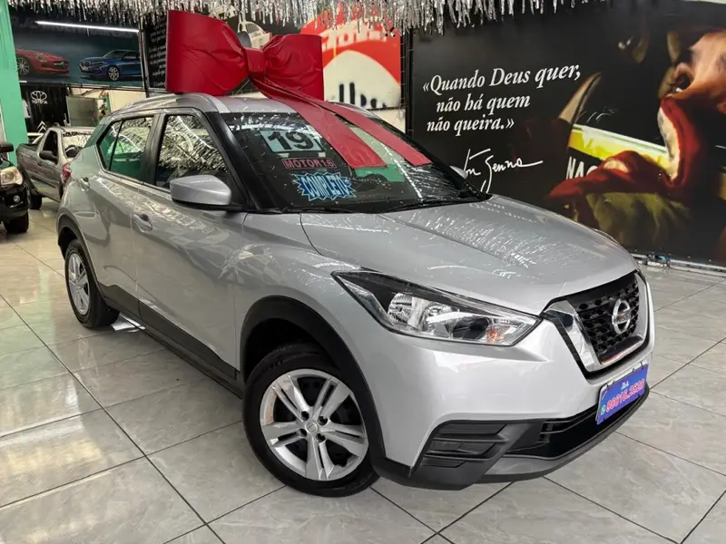 Nissan Kicks 1.6 S (Flex)