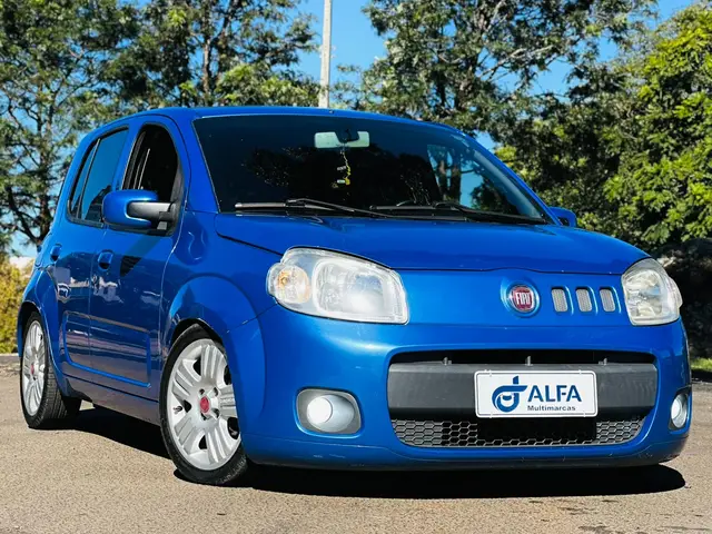 Carro Fiat Uno 2011 Vivace 1.0 8V (Flex) 4p