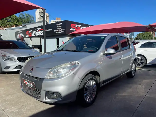 Carro Renault Sandero 2013 Privilege 1.6 16V (Flex)(aut)