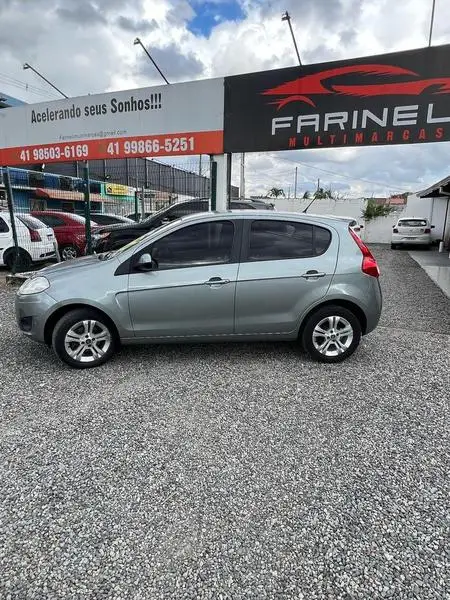Carro Fiat Palio 2013 Attractive 1.4 8V (Flex)