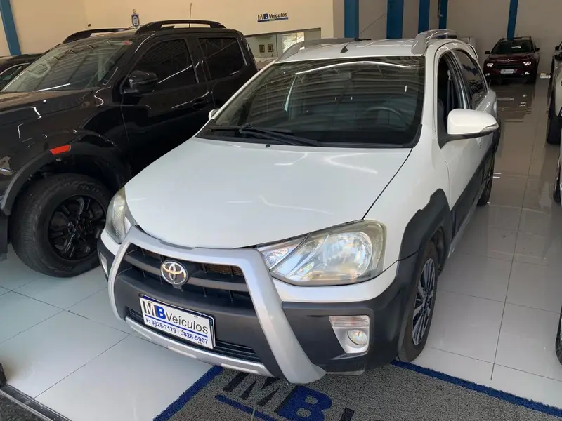 Toyota Etios Cross 1.5 (Flex)
