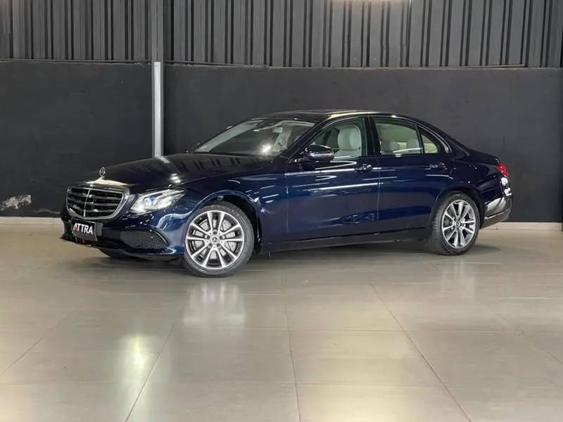 Mercedes-Benz E 300 Exclusive 2.0 TB 258cv Aut.
