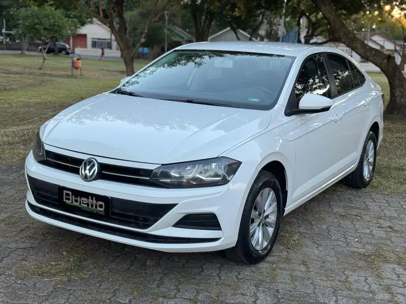 Volkswagen Virtus 1.6 MSI 16V (Flex)
