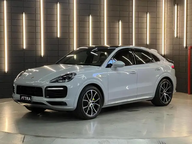 Carro Porsche Cayenne 2022 E-Hybrid 3.0 V6