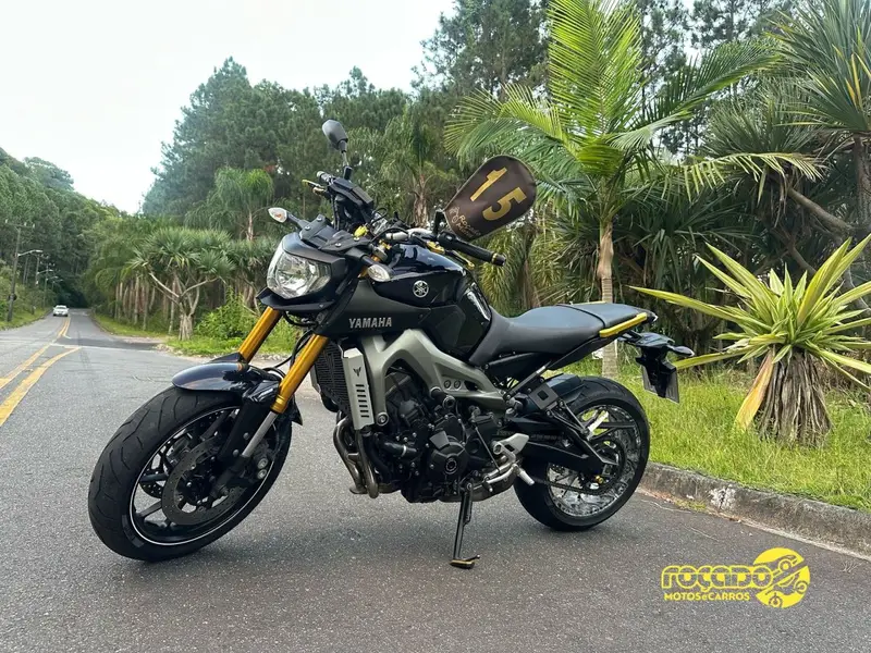 Yamaha MT-09 MT 09