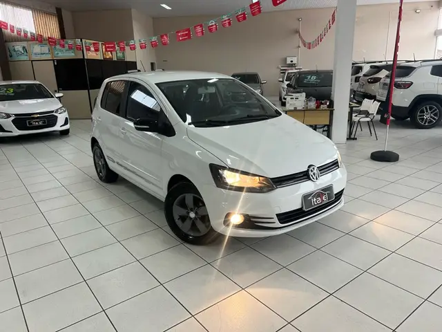 Carro Volkswagen Fox 2019 1.6 MSI Connect (Flex)