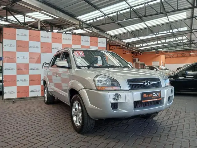 Carro Hyundai Tucson 2013 GL 2.0 16V