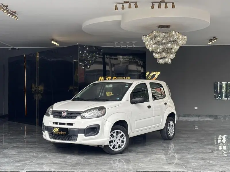 Fiat Uno Attractive 1.0 8V (Flex) 4p