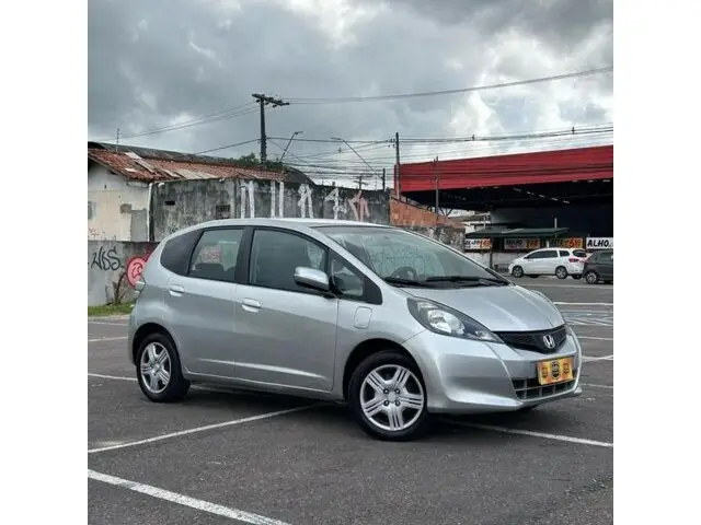 Carro Honda Fit 2014 CX 1.4 16v (Flex)