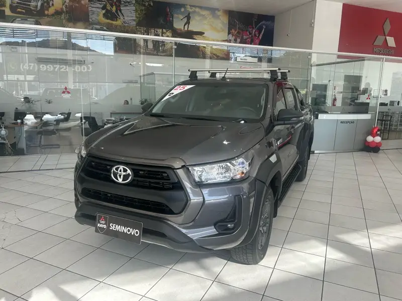 Toyota Hilux Cabine Dupla SR 4x4 2.8 Diesel