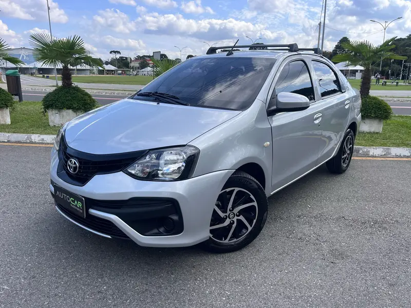 Toyota Etios Sedan X 1.5 (Aut) (Flex)