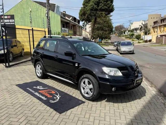 Carro Mitsubishi Airtrek 2008 4x4 2.4 16V (aut)