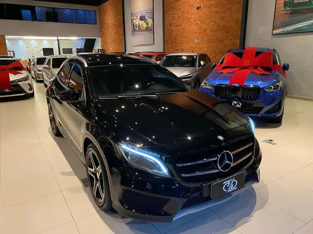 Carro Mercedes-Benz GLA 250  2016 GLA 250 Sport